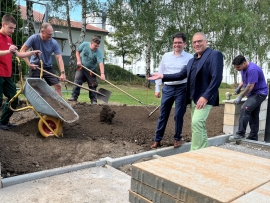 Terrasseenbau bei "Start ins Leben"