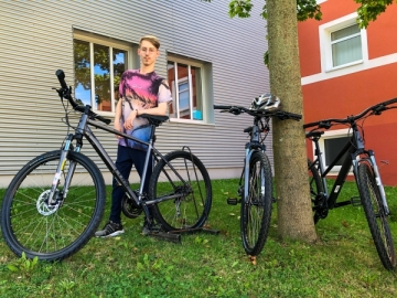 Drei neue Fahrräder für den Bereich Wohnen